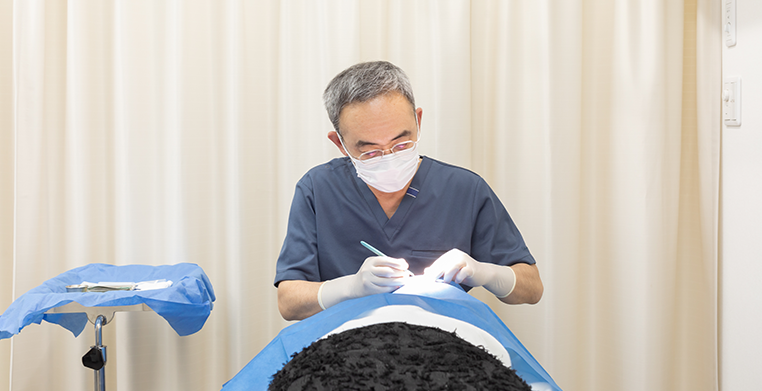眼瞼下垂症の治療に注力